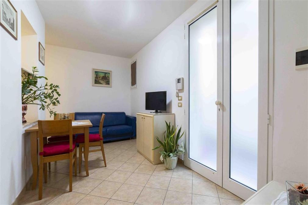 리미니 Residenza Melucci 아파트 호텔 외부 사진