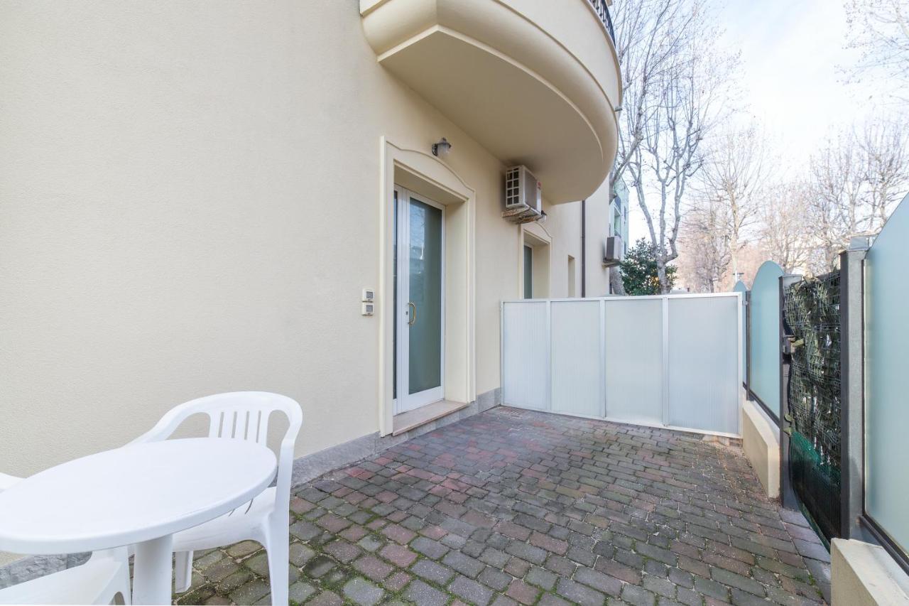 리미니 Residenza Melucci 아파트 호텔 외부 사진
