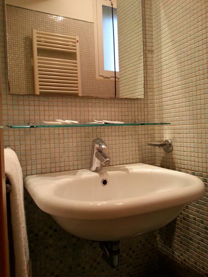 리미니 Residenza Melucci 아파트 호텔 외부 사진