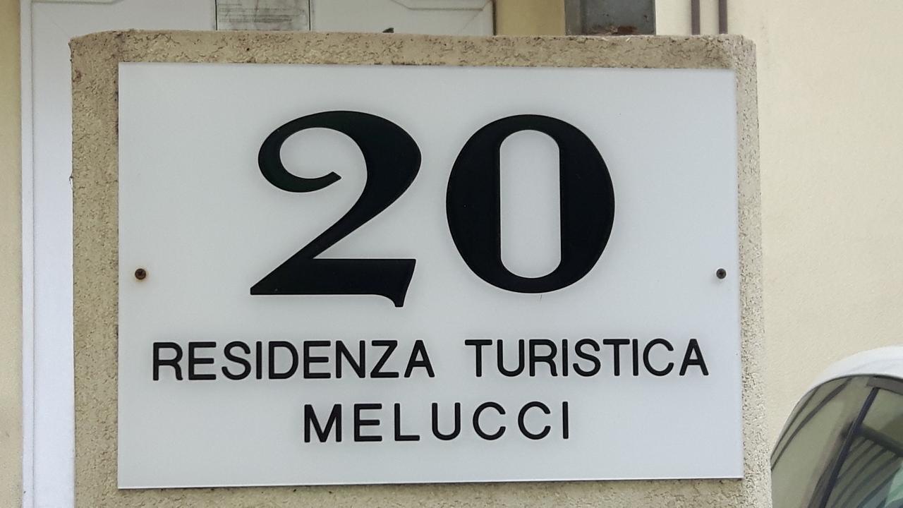 리미니 Residenza Melucci 아파트 호텔 외부 사진